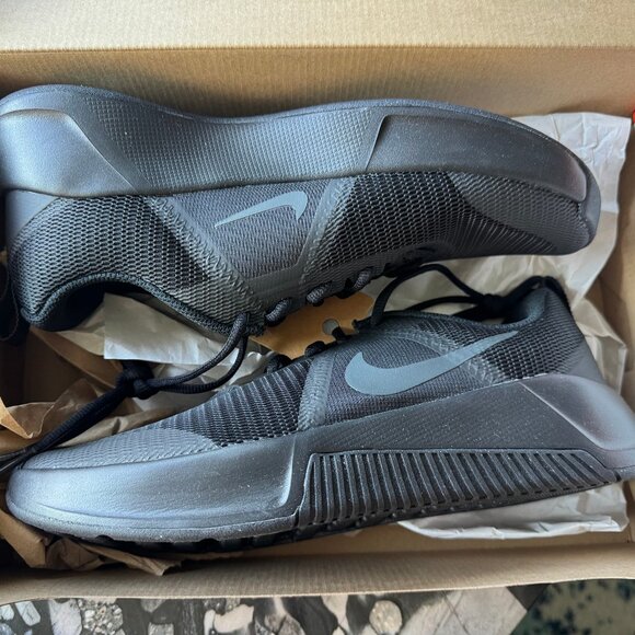 Nike Men's MC Trainer 3 - Picture 1 of 6